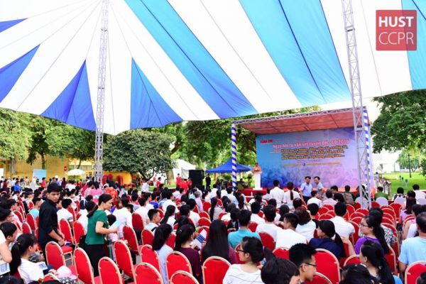 Ngày hội tư vấn xét tuyển đại học, cao đẳng 2016