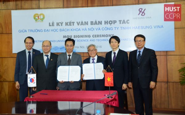 Promoting cooperation in joint research and training in optics and optoelectronics between HUST and Haesung Vina