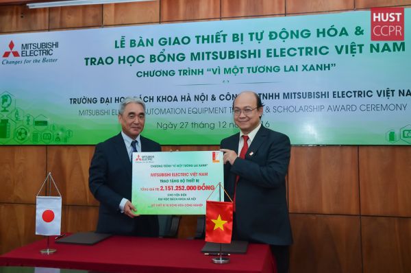 Lễ bàn giao thiết bị tự động hóa và trao học bổng Mitsubishi Electric Việt Nam