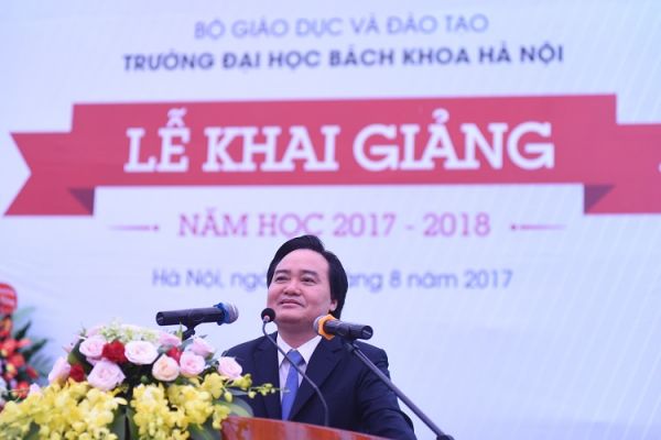 Bộ trưởng Bộ GD&ĐT dự khai giảng năm học 2017 – 2018 tại Trường ĐHBK Hà Nội