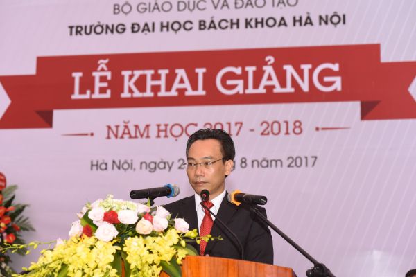 Phát biểu của Hiệu trưởng PGS Hoàng Minh Sơn tại Lễ khai giảng năm học 2017-2018