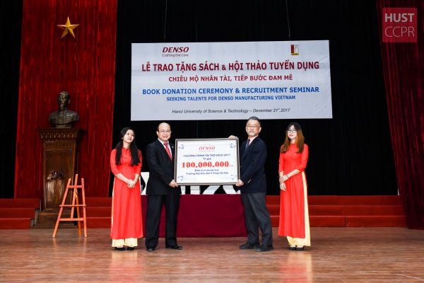 DENSO Viet Nam has been donating books to HUST students for six consecutive years