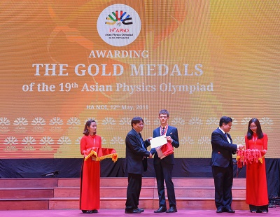 Việt Nam có 4 thí sinh đạt Huy chương Vàng kỳ thi Olympic Vật lí Châu Á lần thứ 19