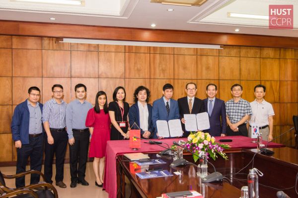 HUST and DuDu IT cooperation on Cyber Security education and training