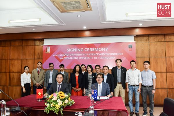 HUST and Swinburne University of Technology signed MOU for further cooperation