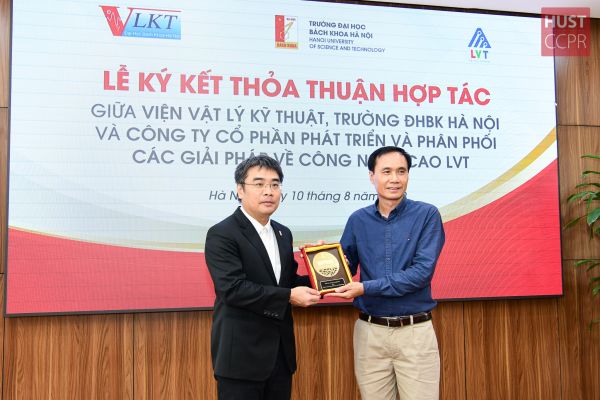 Bách khoa Hà Nội hướng tới thay đổi ngành công nghiệp pin Việt Nam