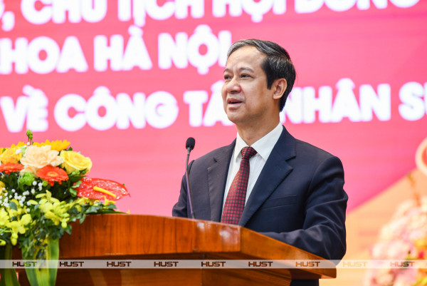 Bộ trưởng Bộ GD&ĐT Nguyễn Kim Sơn phát biểu tại Đại học Bách khoa Hà Nội, ngày 17/3/2023