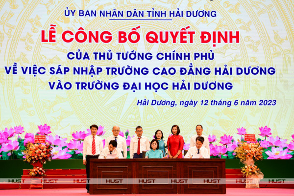 Lễ Ký kết hợp tác 3 bên giữa Đại học Bách khoa Hà Nội, Trường ĐH Hải Dương và Ban Quản lý Các khu công nghiệp tỉnh về đào tạo nguồn nhân lực chất lượng cao và nghiên cứu, đổi mới sáng tạo phục vụ phát triển các khu công nghiệp