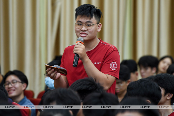 Sinh viên Bách khoa Hà Nội giao lưu với giải thưởng Nhân tài Đất Việt 2023