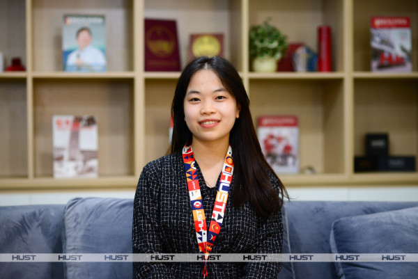 “Sắn” Bách khoa nhận Giải thưởng Nữ sinh Khoa học công nghệ Việt Nam 2023