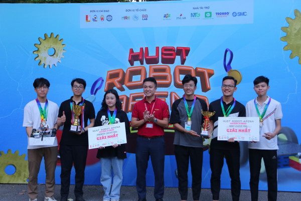 Cuộc thi đấu trường robot Bách khoa Hà Nội toàn quốc năm 2023 – Hust Robot Arena 2023: Kết nối, kích hoạt đam mê robot, phong trào DIY trong cộng đồng.