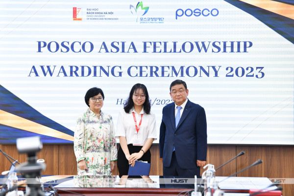 Trao học bổng POSCO cho các sinh viên xuất sắc tiêu biểu
