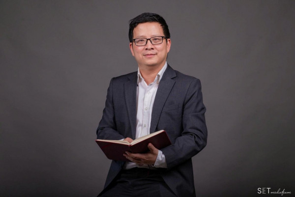 Những câu chuyện thú vị về thầy trưởng lab vị nhân sinh