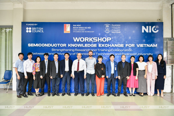 HUST Collaborates with UK University to Develop Semiconductor Technology