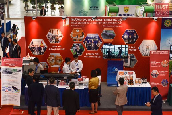 Thành tựu nghiên cứu khoa học Đại học Bách khoa Hà Nội góp mặt trong triển lãm 60 năm KHCN Việt Nam
