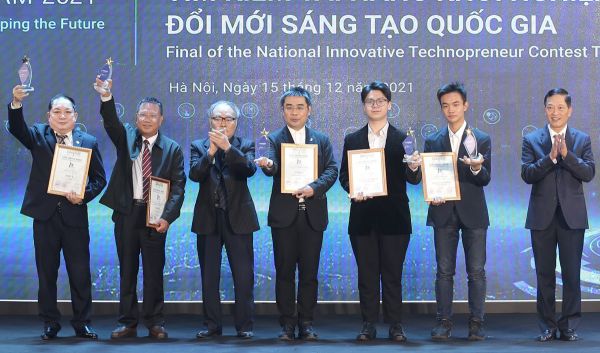Đại học Bách khoa Hà Nội được vinh danh “Ngôi sao sáng chế IPStar 2021”