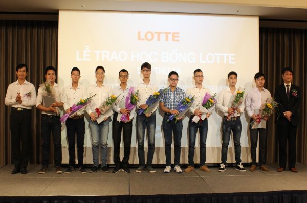 Lễ trao học bổng Lotte lần thứ 18