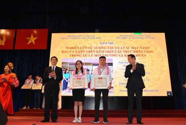 Sinh viên Bách khoa Hà Nội giành giải nhất Nghiên cứu khoa học cấp Bộ 2020