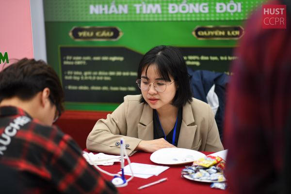 JOB FAIR 2021 – Ngày hội kết nối doanh nghiệp - sinh viên