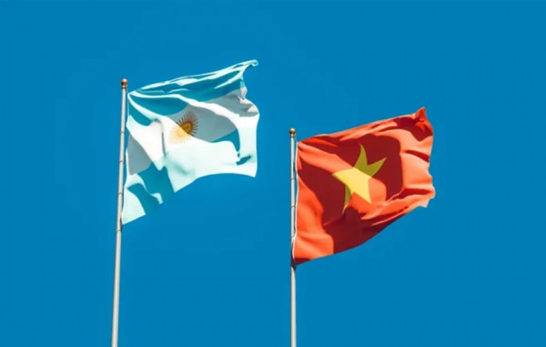 Triển lãm ảnh “Công nghệ nông nghiệp Argentina vươn ra thế giới”