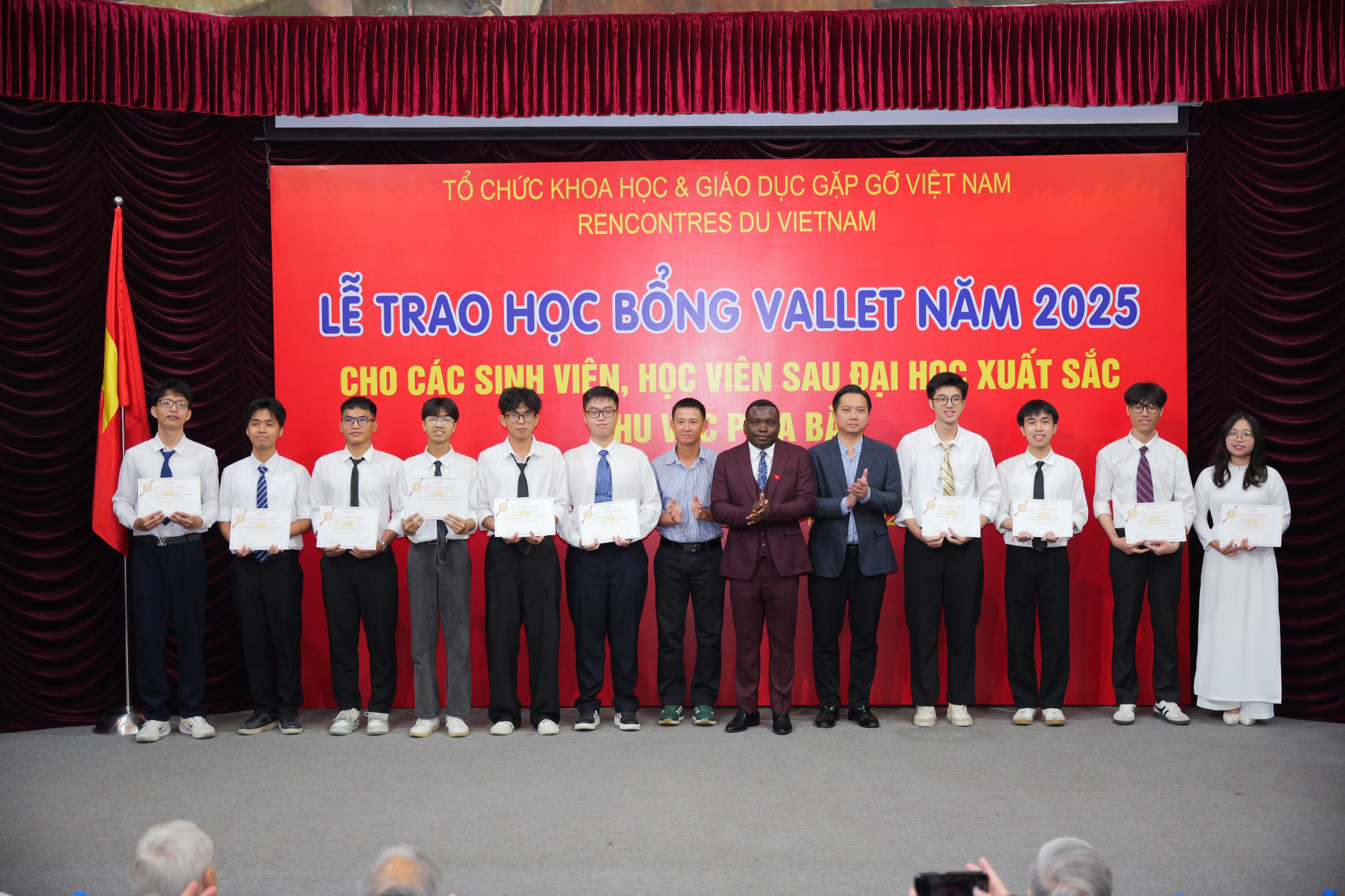 Học bổng Odon Vallet