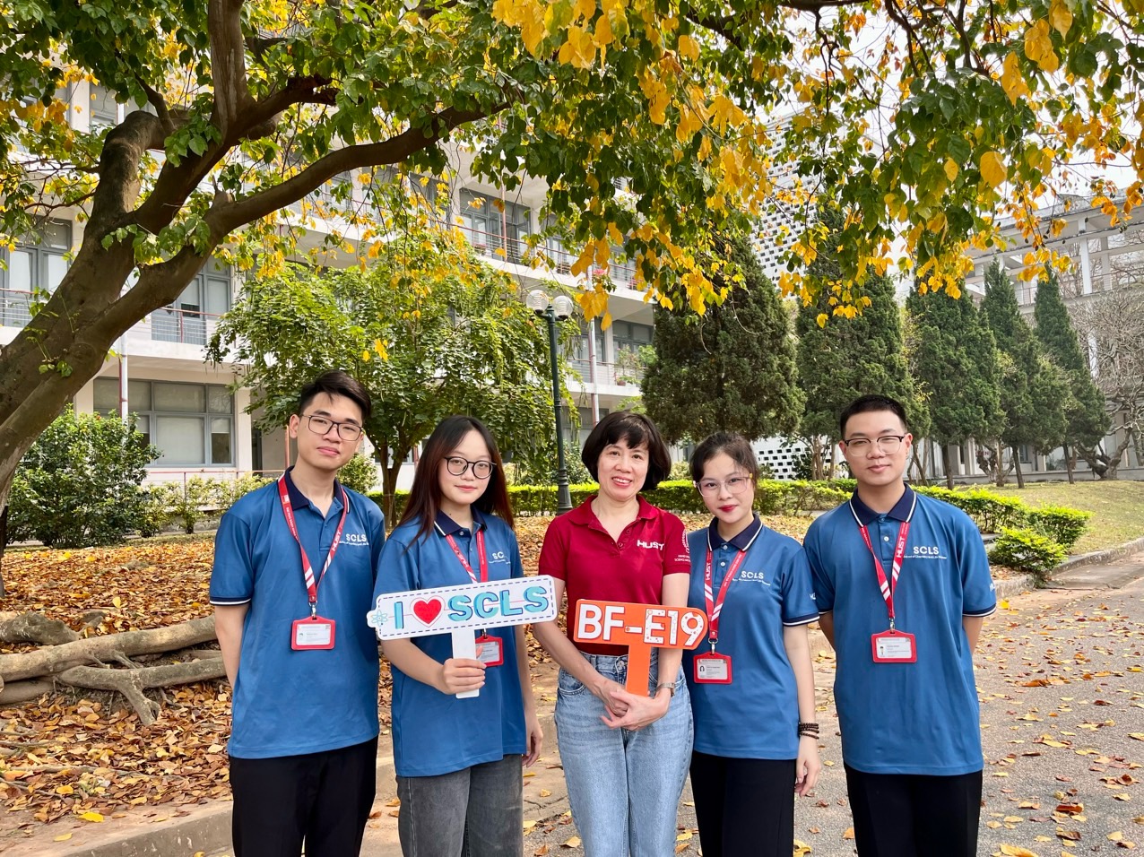 Tham gia các hoạt động của Đoàn trường Hoá và Khoa học sự sống, hỗ trợ các mùa BK Open Day