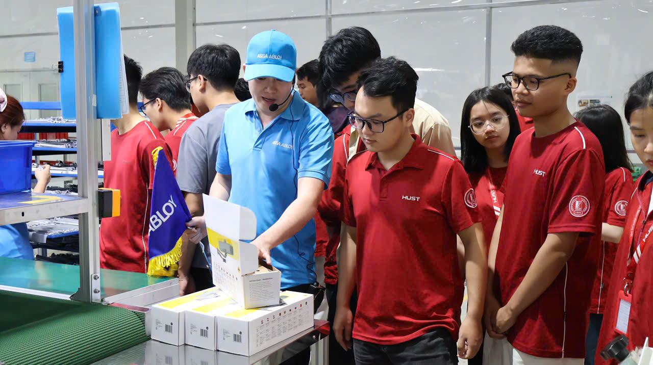 Sinh viên Đại học Bách khoa Hà Nội: Bước ra doanh nghiệp, tiến gần hơn tới tương lai